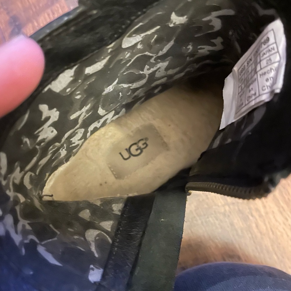 Ugg Leather Boots - Picture 3 of 8